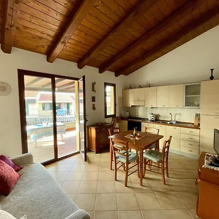 Famigliare Lägenhet Valledoria (Sardinia)